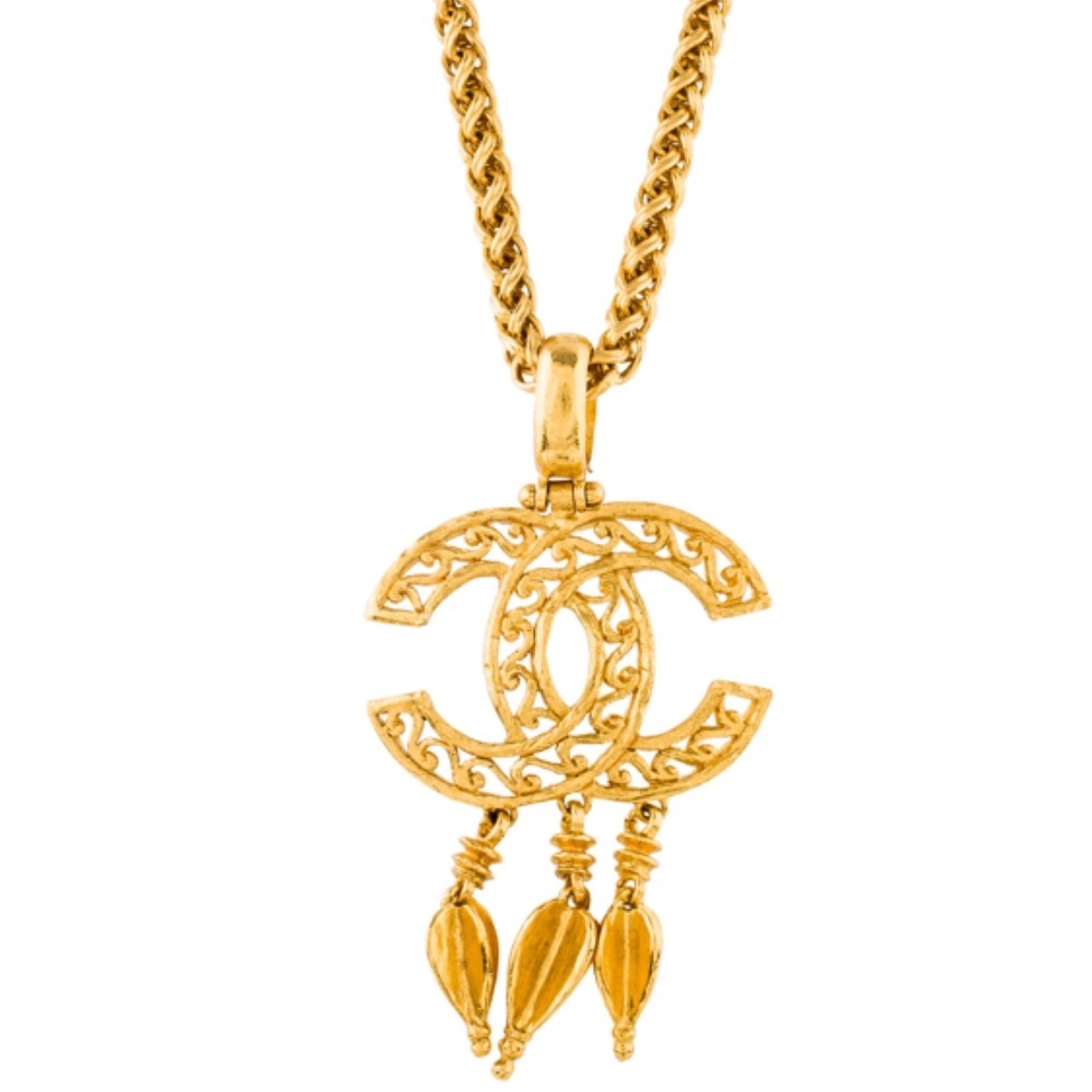 Chanel CC Pendant Gold Necklace 100% Authentic EUC